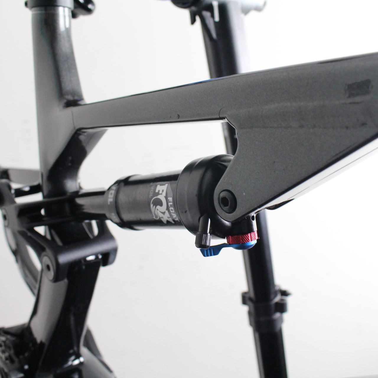 Crussis ONE-Full 11.11 Avinox 2026/27 | Frame Protection Kit