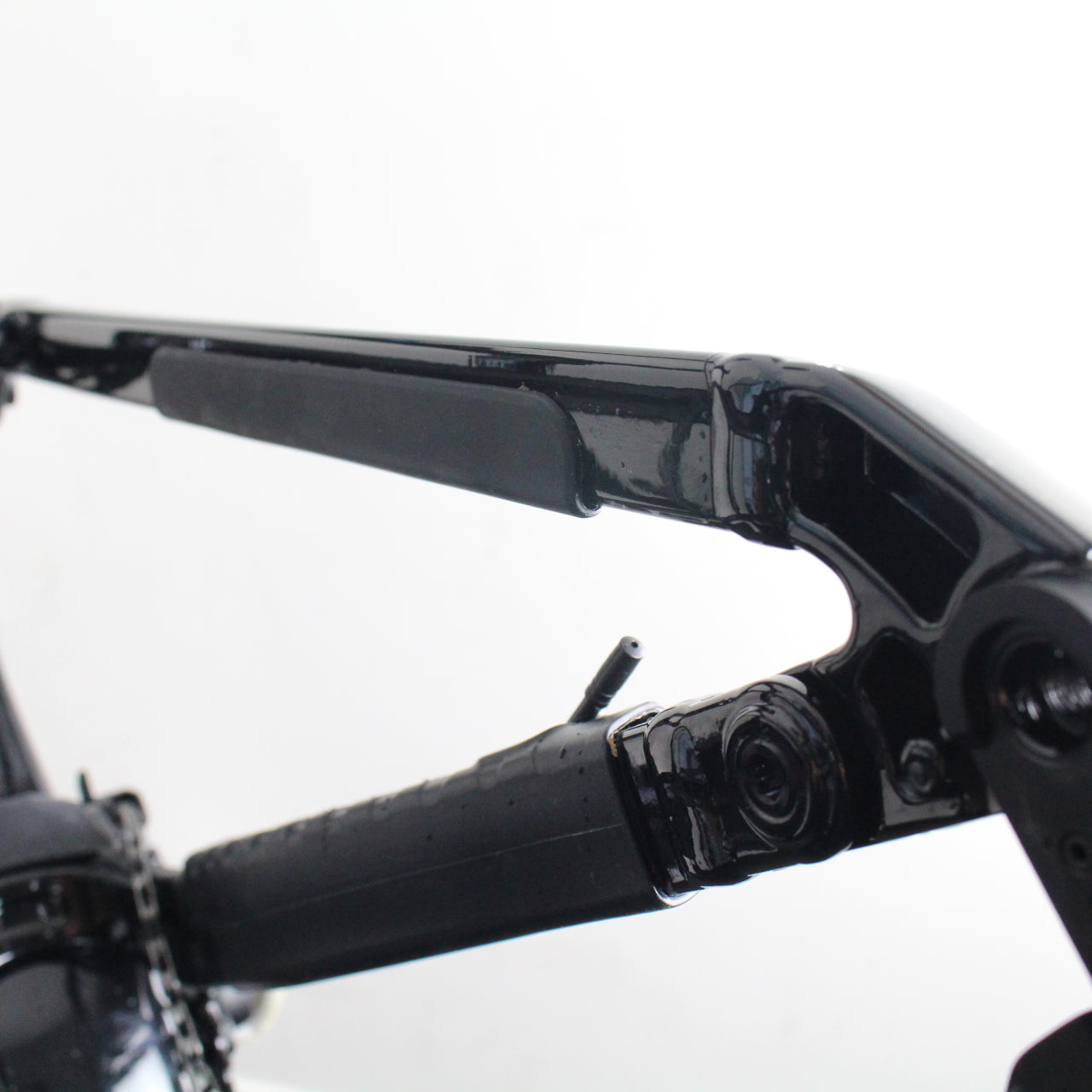 Crussis ONE-Full 11.11 Avinox 2026/27 | Frame Protection Kit