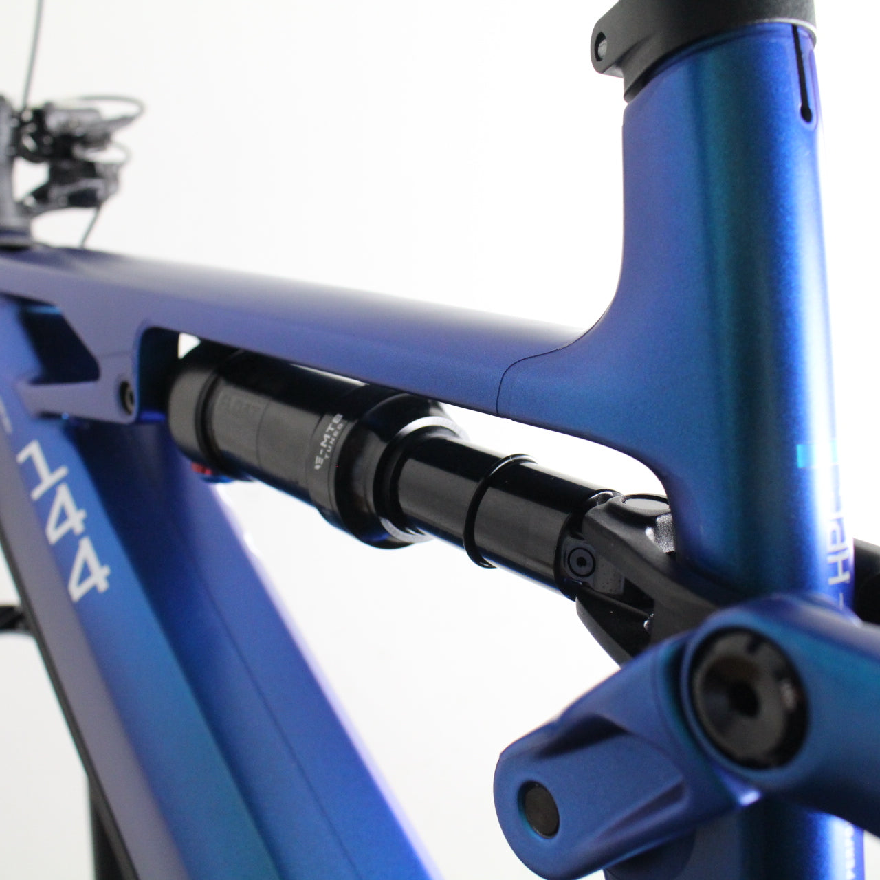 Cube Stereo Hybrid One44 HPC 800W 2025/2026 | Frame Protection Kit