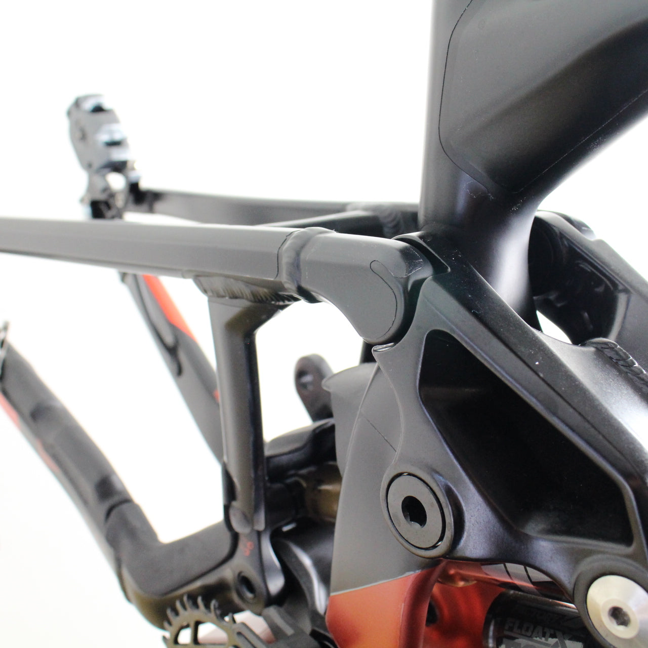 Mondraker Crafty Carbon Front/Aluminium Rear E-Bike 2025 | Frame Protection Kit