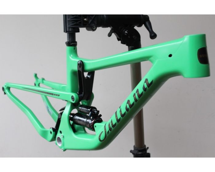 Juliana Strega 2018 | Frame Protection Kit