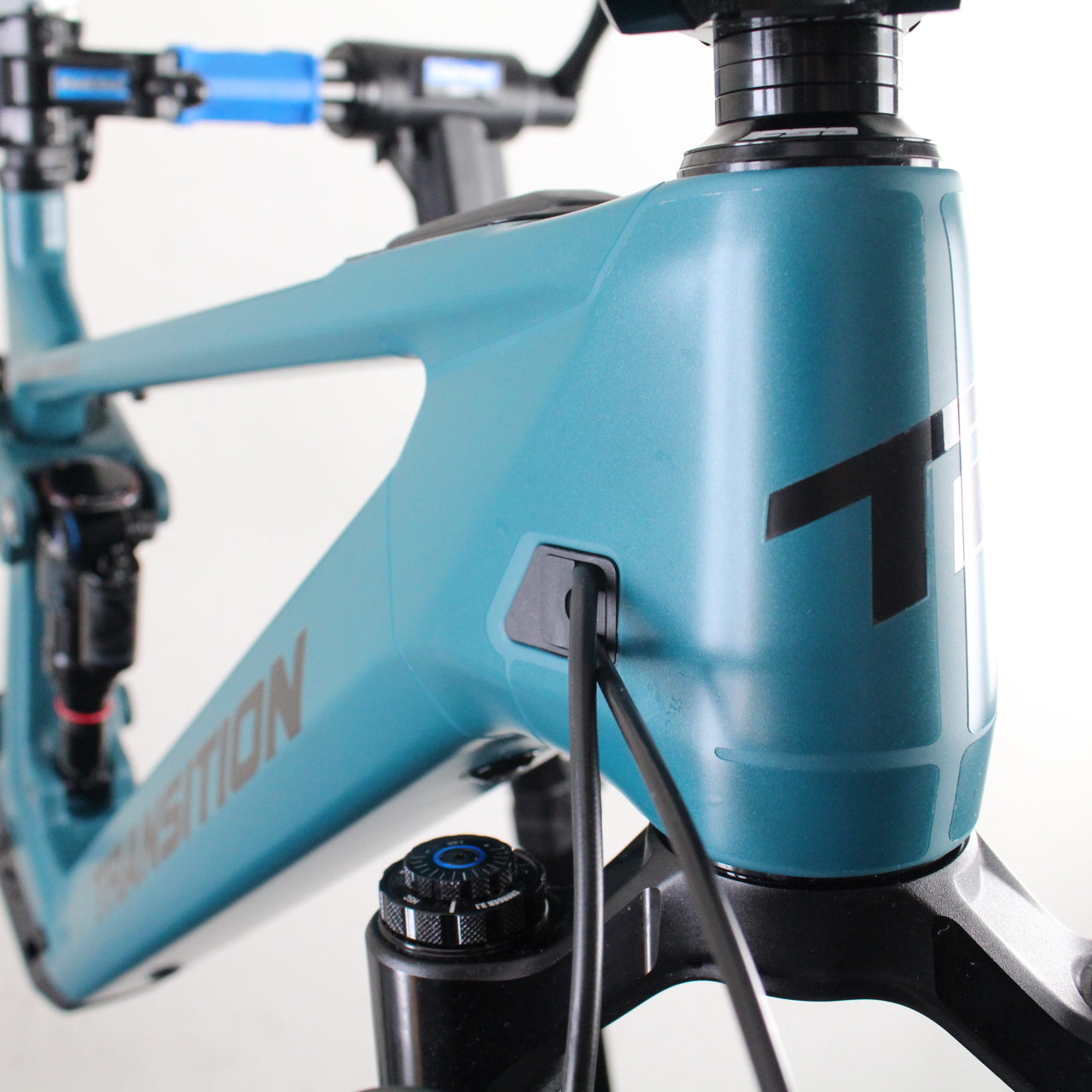 Transition Regulator CX 2025 | Frame Protection Kit