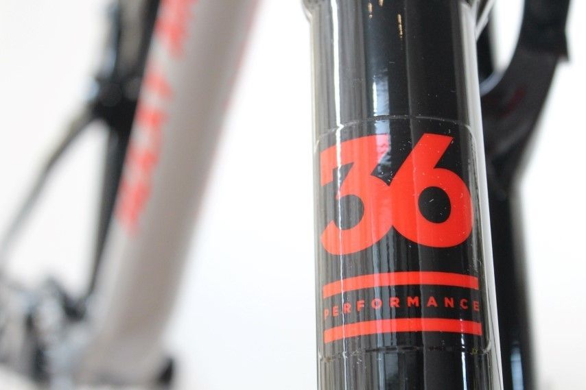 Fox 36 27.5 110mm Boost Factory & Performance 2018 | Fork Protection Kit