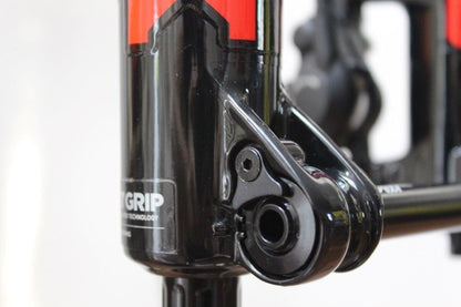 Fox 36 27.5 110mm Boost Factory & Performance 2018 | Fork Protection Kit