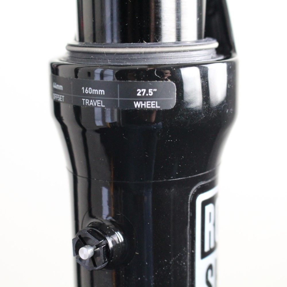 Rock Shox Zeb 27.5 Air Valve 2022-25 | Fork Protection Kit