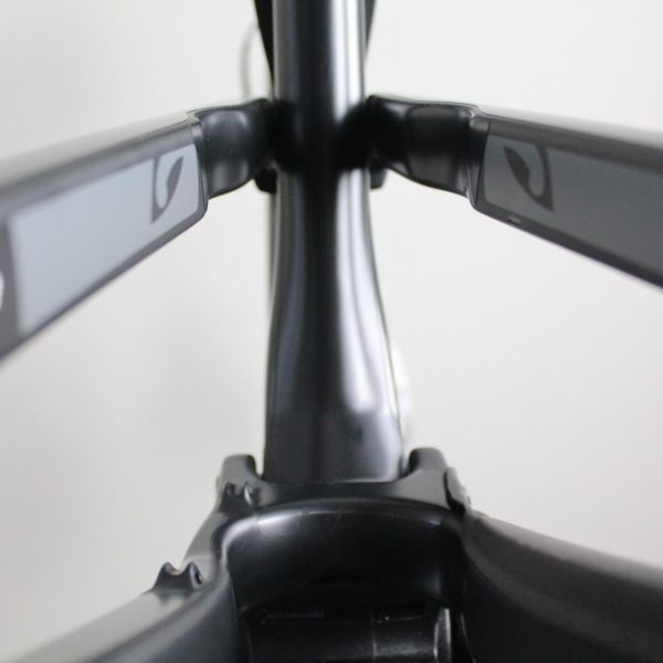 Zerode Taniwha V2 2019 - Includes Updated Gates Carbon Drive Stays | Frame Protection Kit